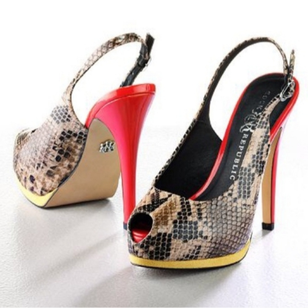 Rock & Republic faux snake skin print heels